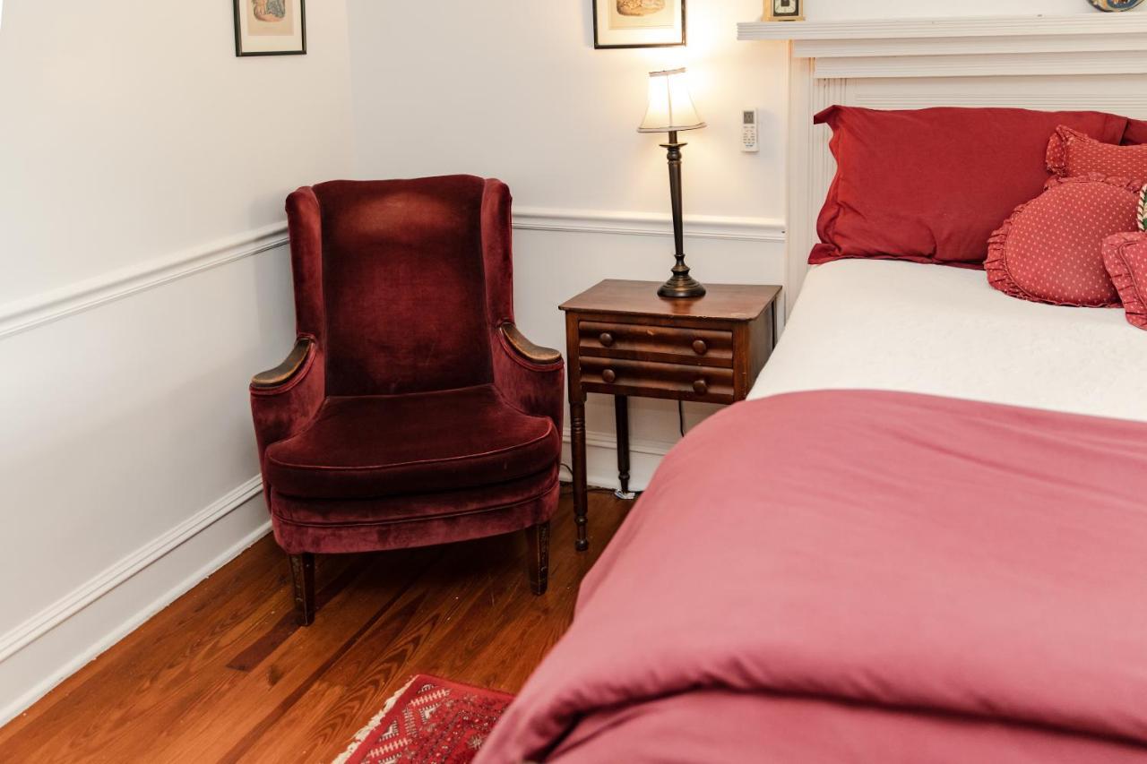 The Mark Addy Bed And Breakfast Nellysford Exterior photo