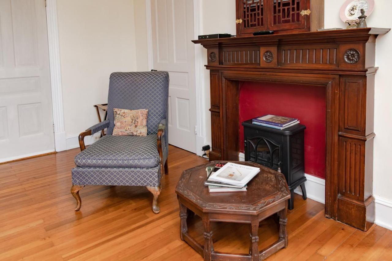 The Mark Addy Bed And Breakfast Nellysford Exterior photo